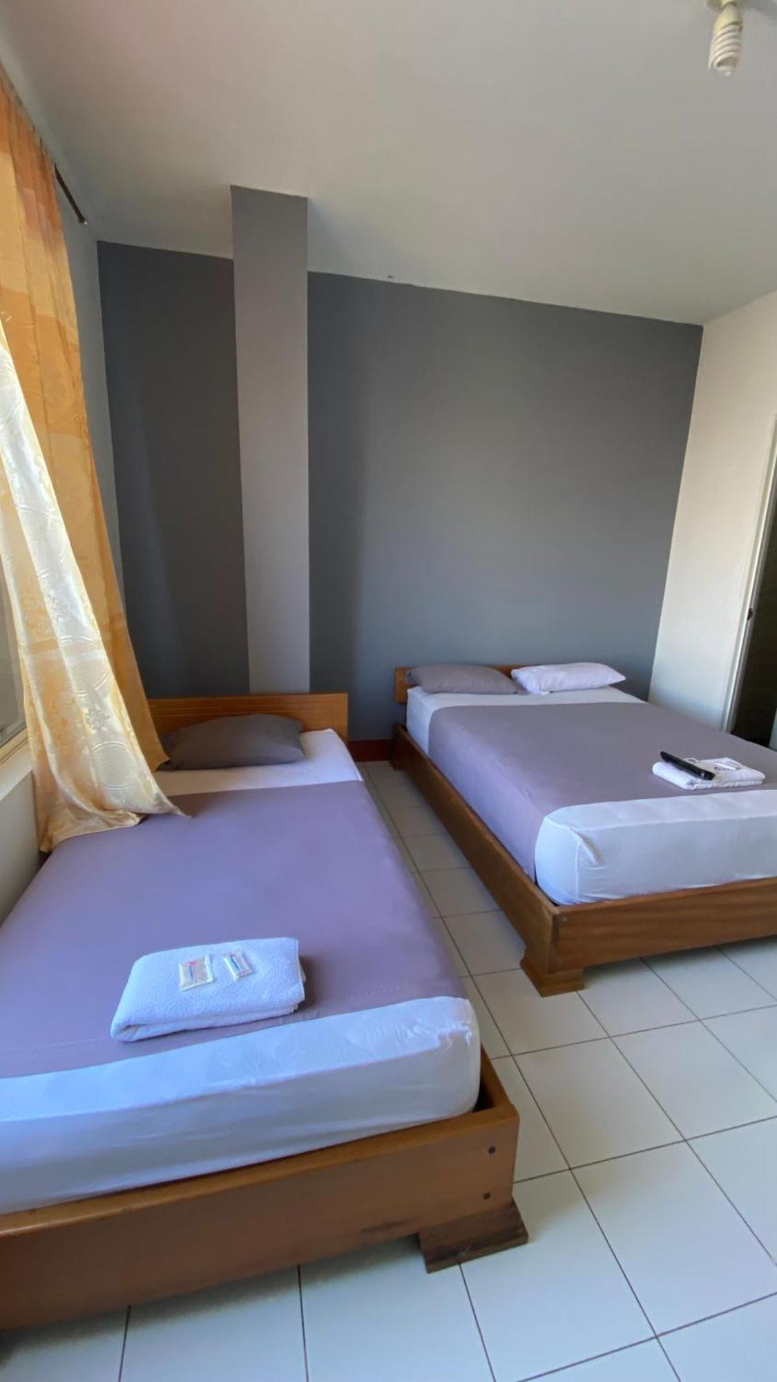 Hostal Casa Blanca Пуерто-Франсіско-де-Орельяна Екстер'єр фото