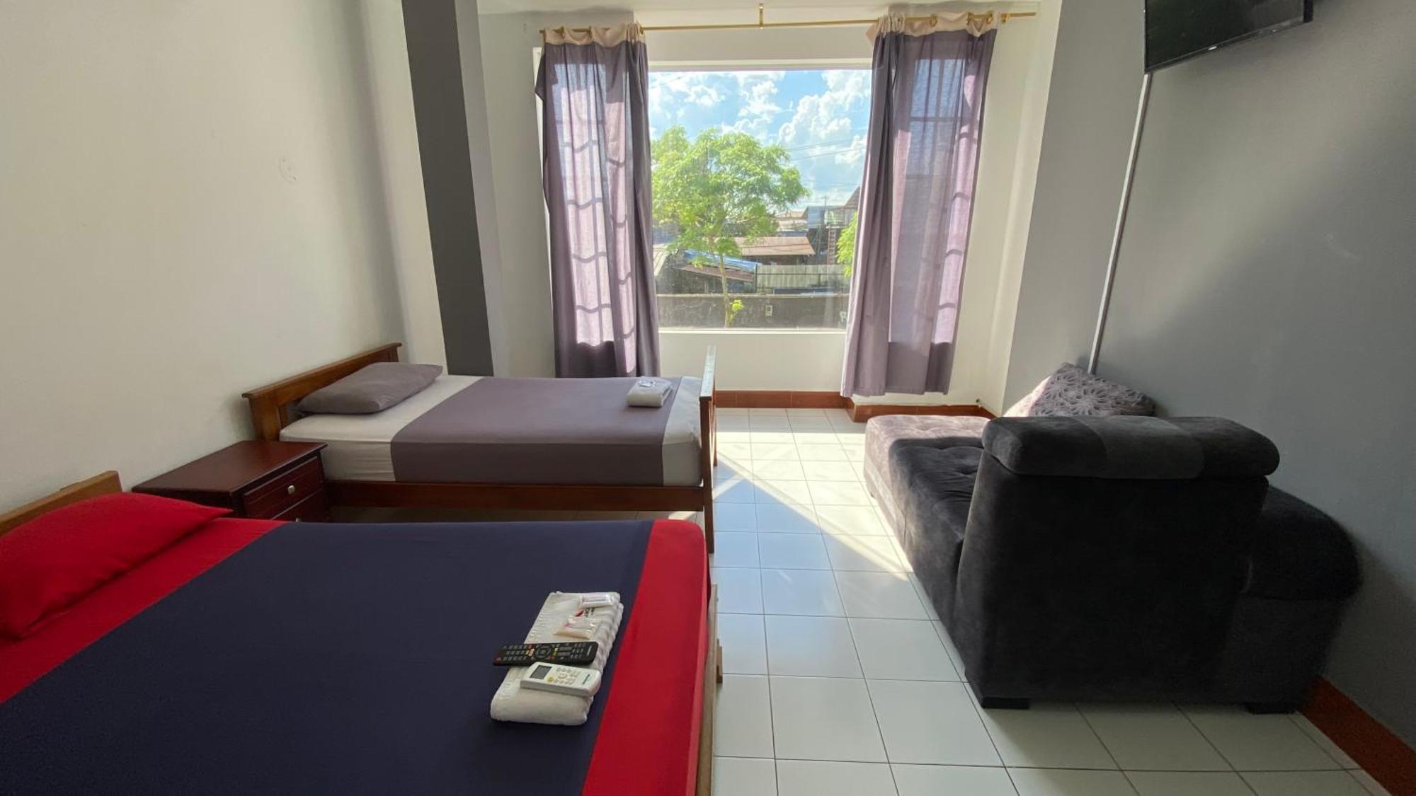 Hostal Casa Blanca Пуерто-Франсіско-де-Орельяна Екстер'єр фото