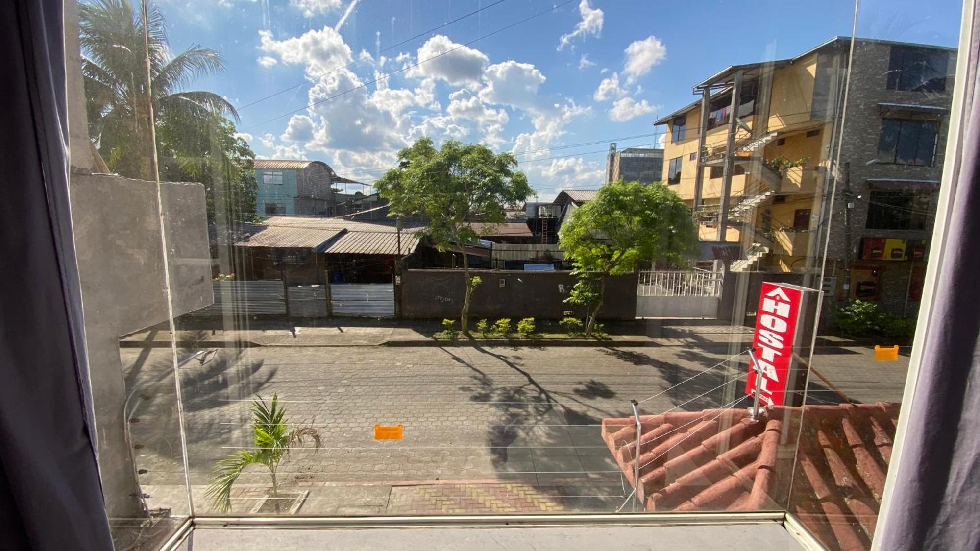 Hostal Casa Blanca Пуерто-Франсіско-де-Орельяна Екстер'єр фото